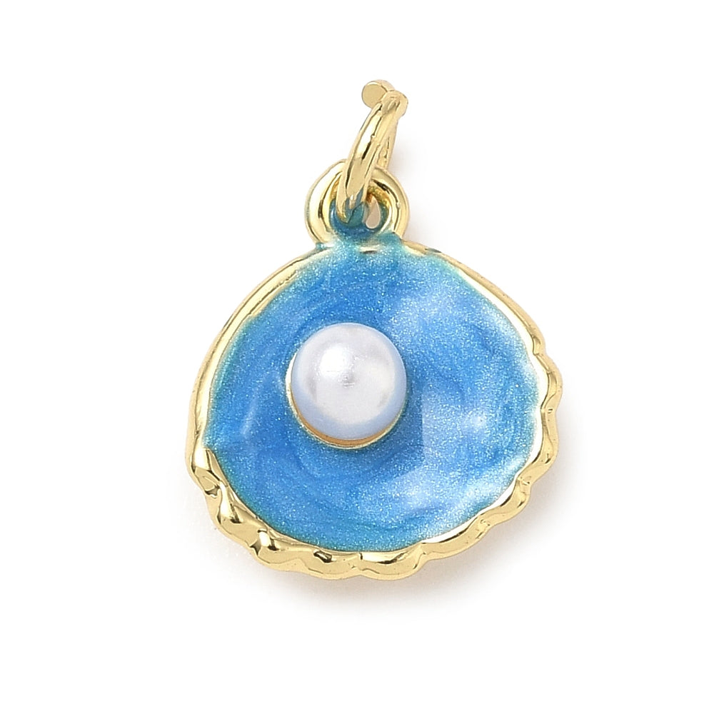 Gold Clamshell &amp; Pearl Charm